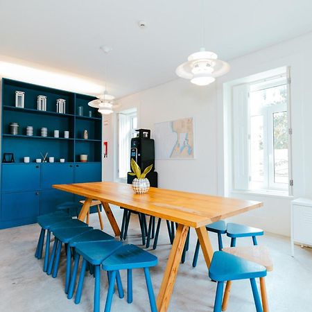 Surf & Sea Suites Parede Bagian luar foto